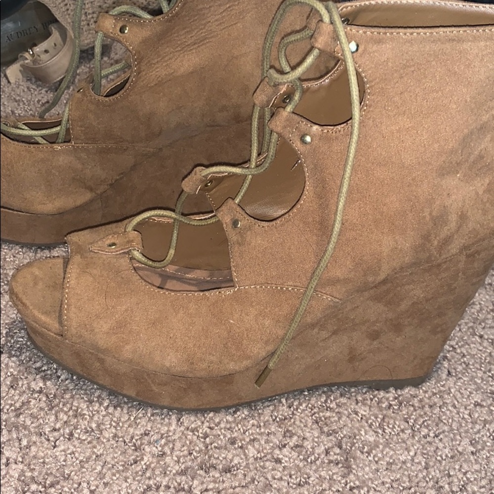 Wedges - Picture 3 of 3